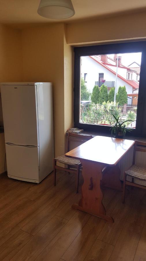 Pod Srebrna Roza Apartment Checiny  Ngoại thất bức ảnh